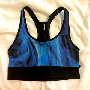 Ultracor sports bra, new with tags, xs